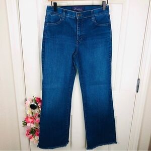 Nydj high waist wide straight leg frayed hem jeans 2p